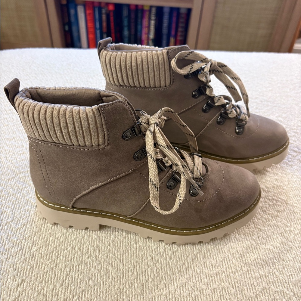 Cliffs by WHITE MOUNTAIN Taupe Ankle Boots